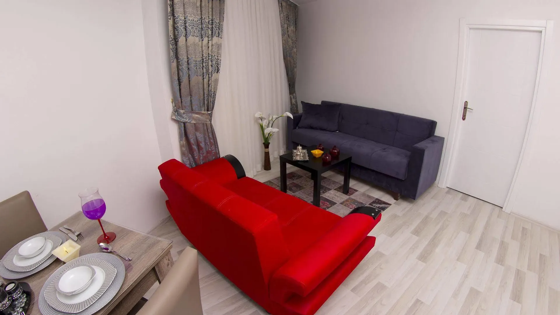Nisan'S Hotel